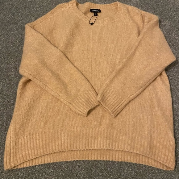 Oversized peach/pink sweater - Picture 1 of 2